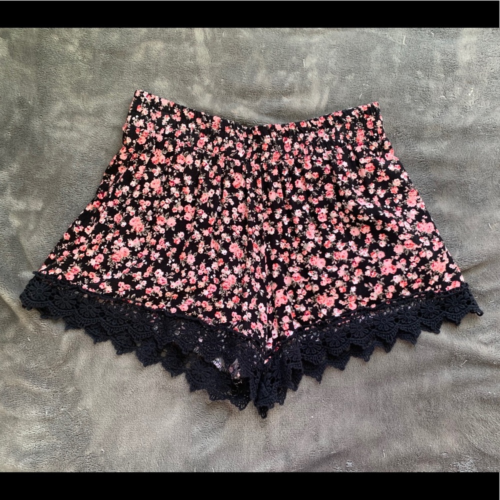 Floral Shorts with lace bottom